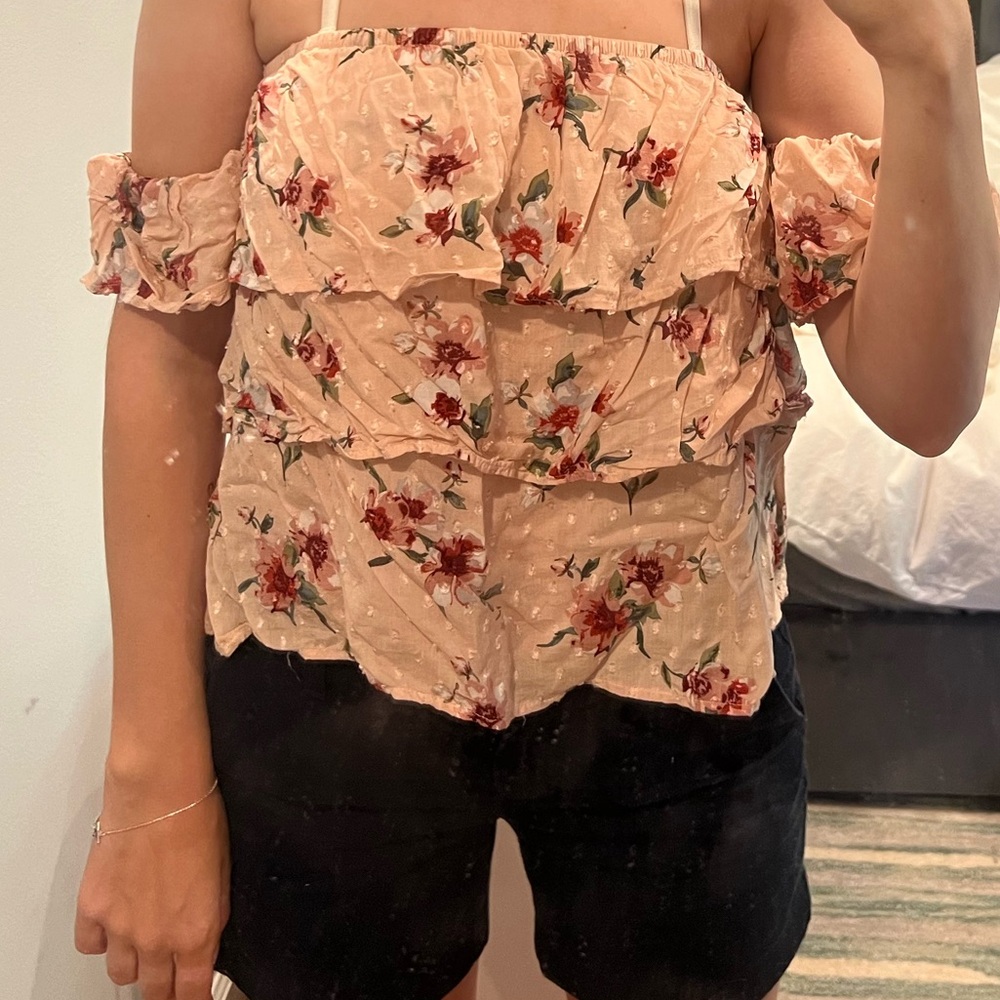 American eagle off the shoulder blouse